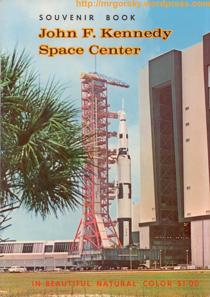 01 JFK Space Center Souvenir Book